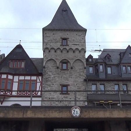 Kranenturm Hotel Бахарах Екстериор снимка